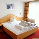 Falkner-11 By Interhome * Oberlängenfeld