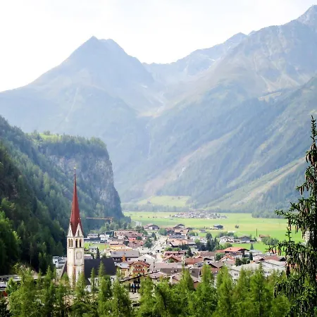 Falkner-11 By Interhome