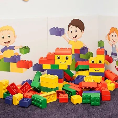 Falkner-11 By Interhome *