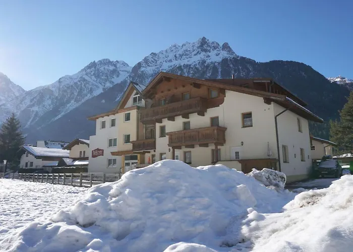 Falkner-11 By Interhome