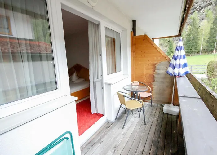 Falkner-11 By Interhome Oberlängenfeld