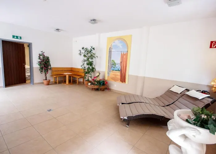 Falkner-11 By Interhome